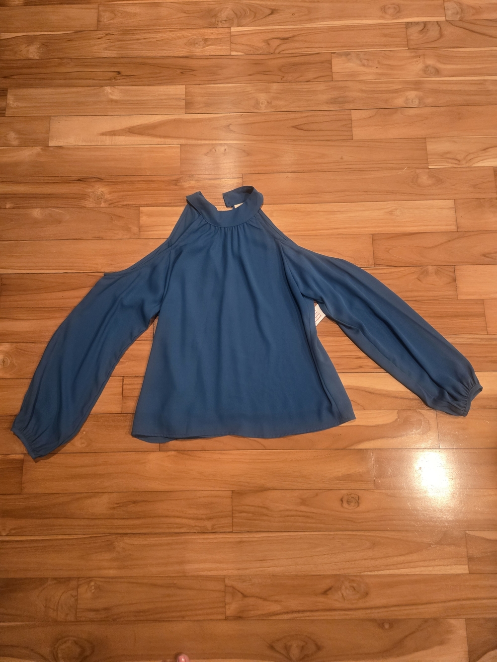 Lucy Love Teal Cold-Shoulder Mock Neck Blouse